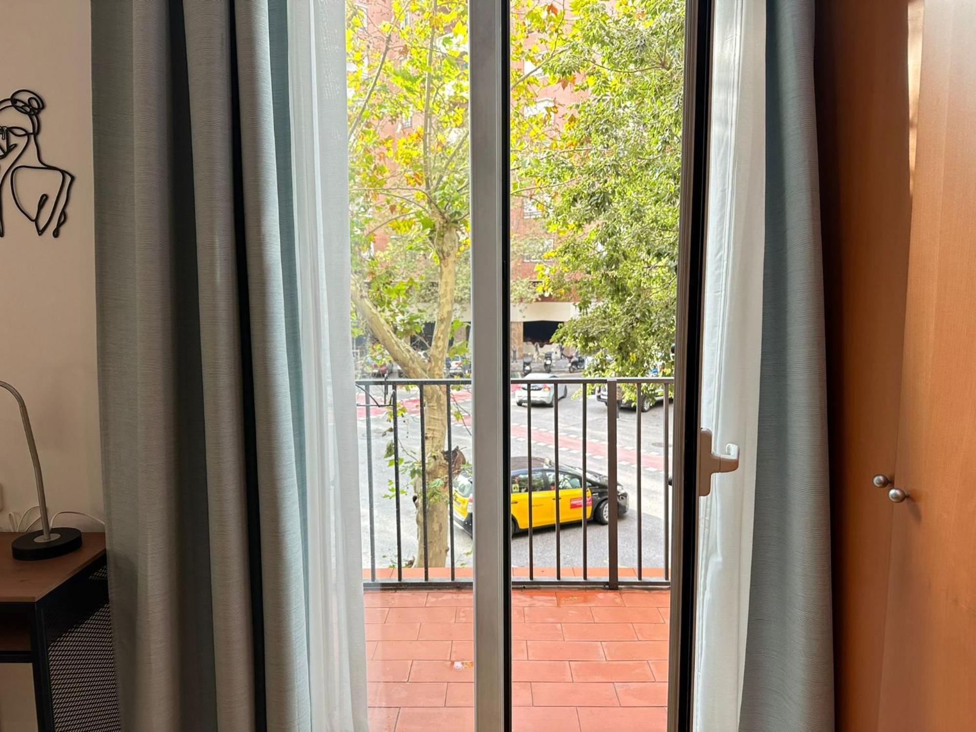 Alojamiento Calabria Barcelona Exterior foto